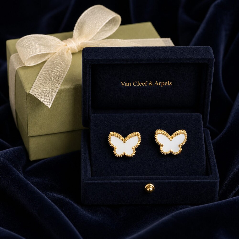 Van Cleef & Arpels Elegant Signature Earrings Style 6 | New with Box - Picture 7 of 9